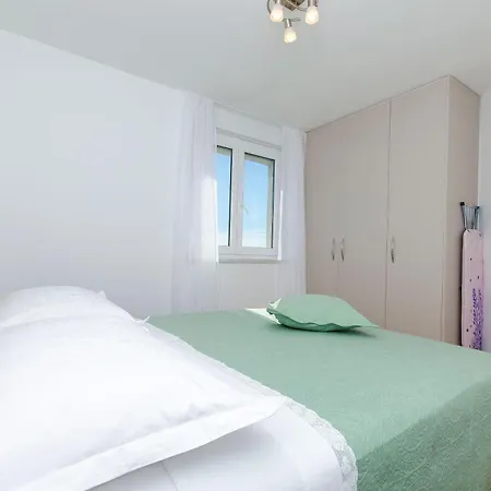 View Apartment *