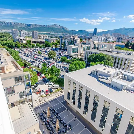 View Apartment Split