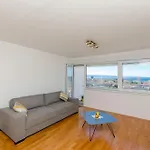 View Apartman